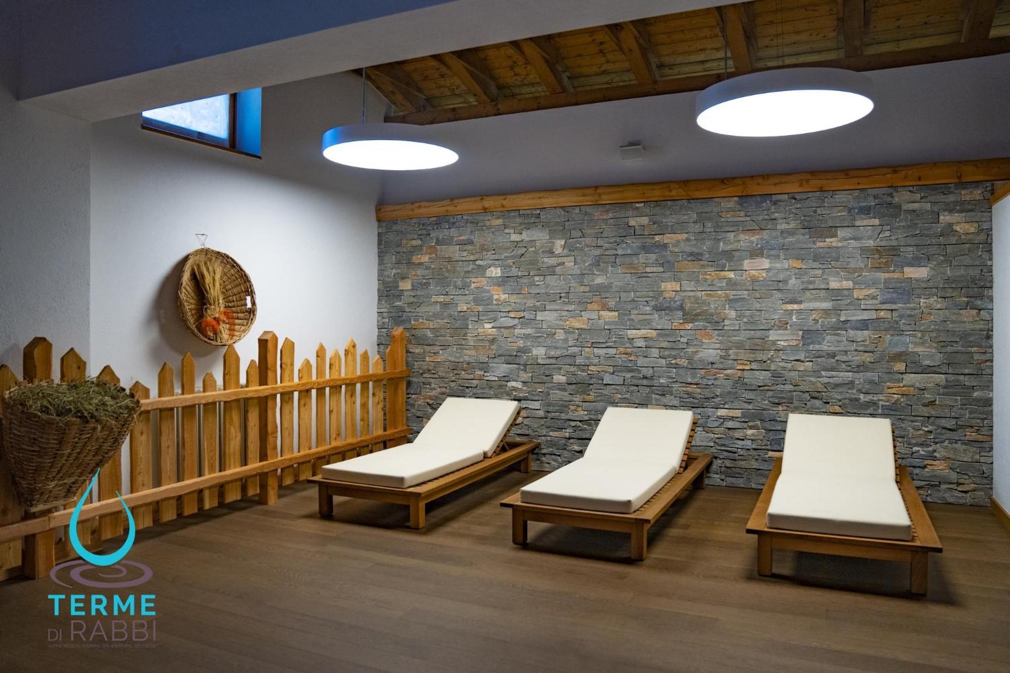 Hotel Terme Di Rabbi Bagni di Rabbi エクステリア 写真