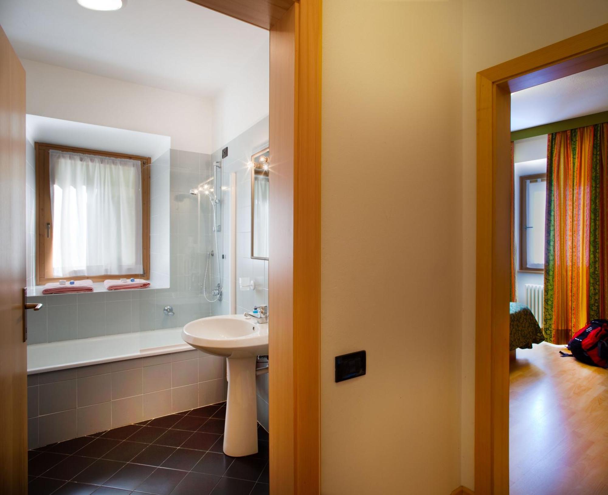 Hotel Terme Di Rabbi Bagni di Rabbi エクステリア 写真