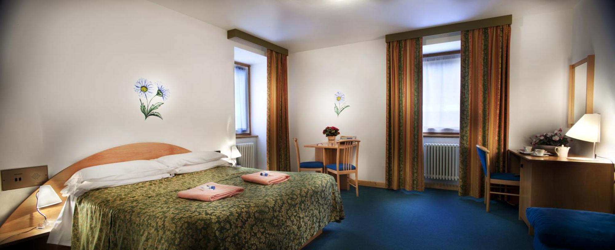 Hotel Terme Di Rabbi Bagni di Rabbi エクステリア 写真