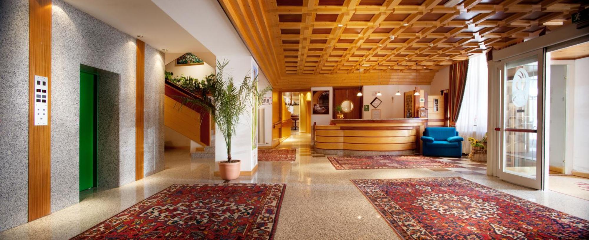 Hotel Terme Di Rabbi Bagni di Rabbi エクステリア 写真